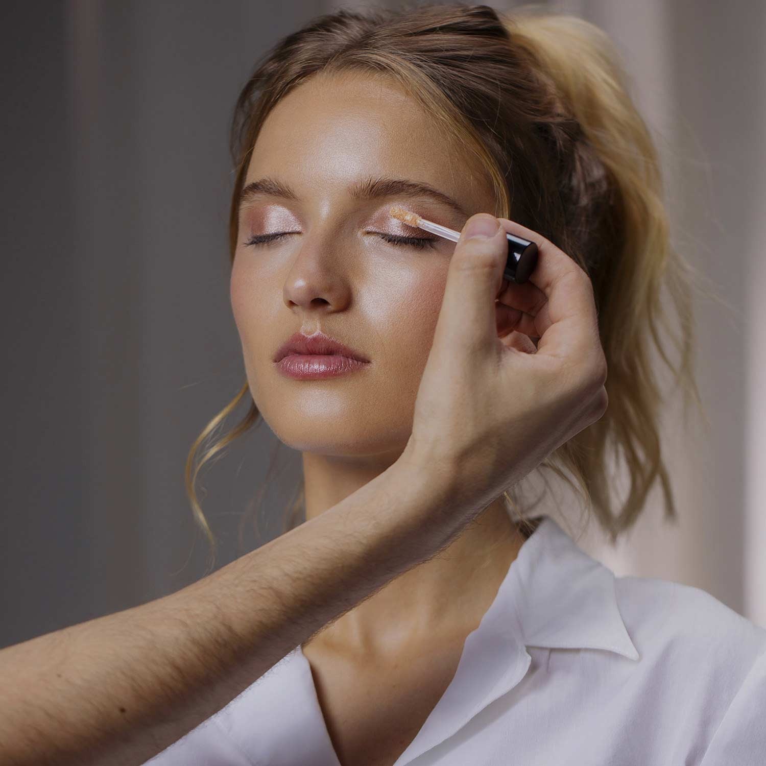 Sisley Ombre Eclat Liquide 1 Champagne Eyeshadow