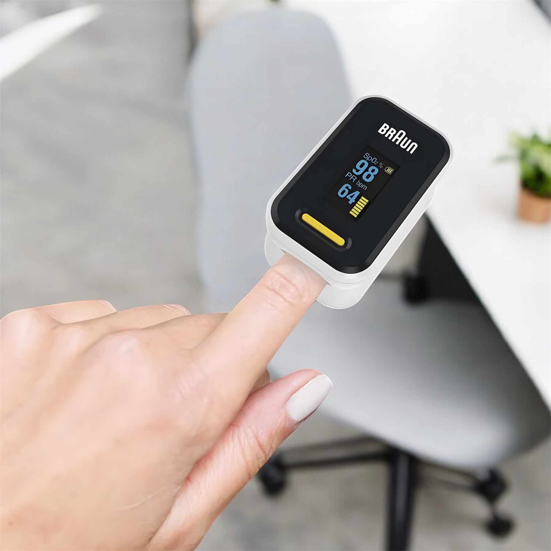 Braun Yk-81Ceu Finger Pulse Oximeter