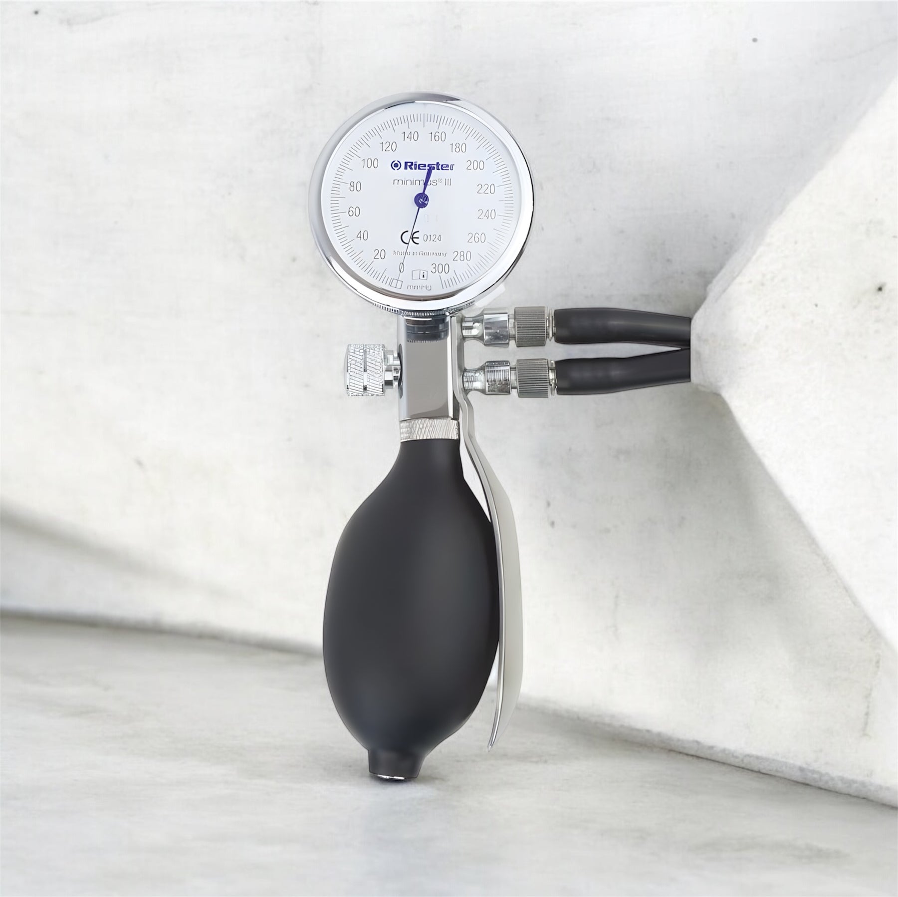 Riester R1341.006 Minumus Iii Mechanical Adult Blood Pressure Monitor
